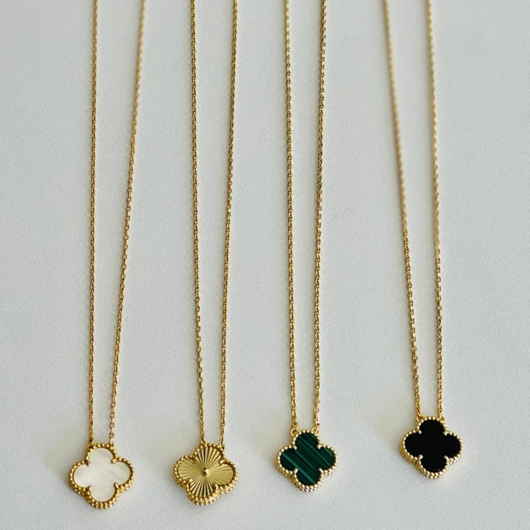 CLOVER NECKLACE